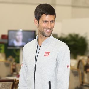 Oduševio ceo svet, ali nikoga kao fanove u Srbiji: Novak prvu pobedu u 2017. proslavio potezom koji će se dugo pamtiti (VIDEO)