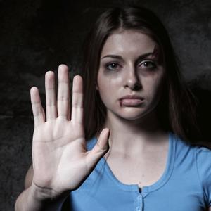 Nasilje nad ženama: Kako prepoznati nasilnika pre nego što bude kasno