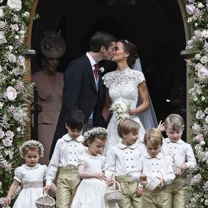 Umesto da uživa u bračnoj sreći, Pipa kipti od besa: Sestra Kejt Midlton sprema tužbu za jednog slavnog gosta svog venčanja