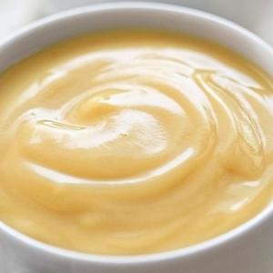 Topao ili hladan puding od vanile je uvek dobar izbor: Desert od par sastojaka u par minuta (FOTO)