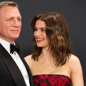 Džejms Bond postaje otac: Poznata glumica potvrdila da je zatrudnela u 49. godini