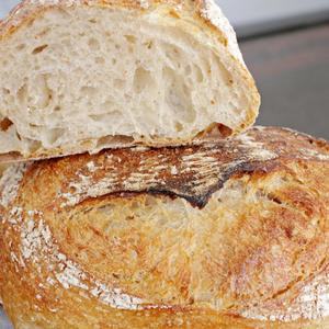 OVO JE VAŠE NOVO OMILJENO PECIVO: Domaći hleb od testa koje se NE MESI (RECEPT)