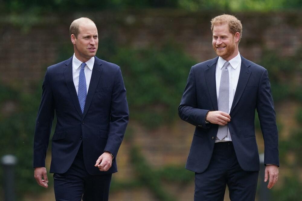 Princ Vilijam i princ Hari već dugo ne razgovaraju