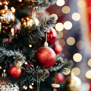 Ovi božićni običaji nemaju veze s hrišćanstvom: Pagani su ih praktikovali vekovima pre nastanka najradosnijeg praznika
