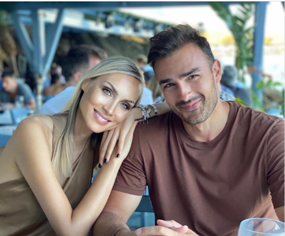Jelena Gavrilović i njen partner Dario verili su se posle pet godina veze 