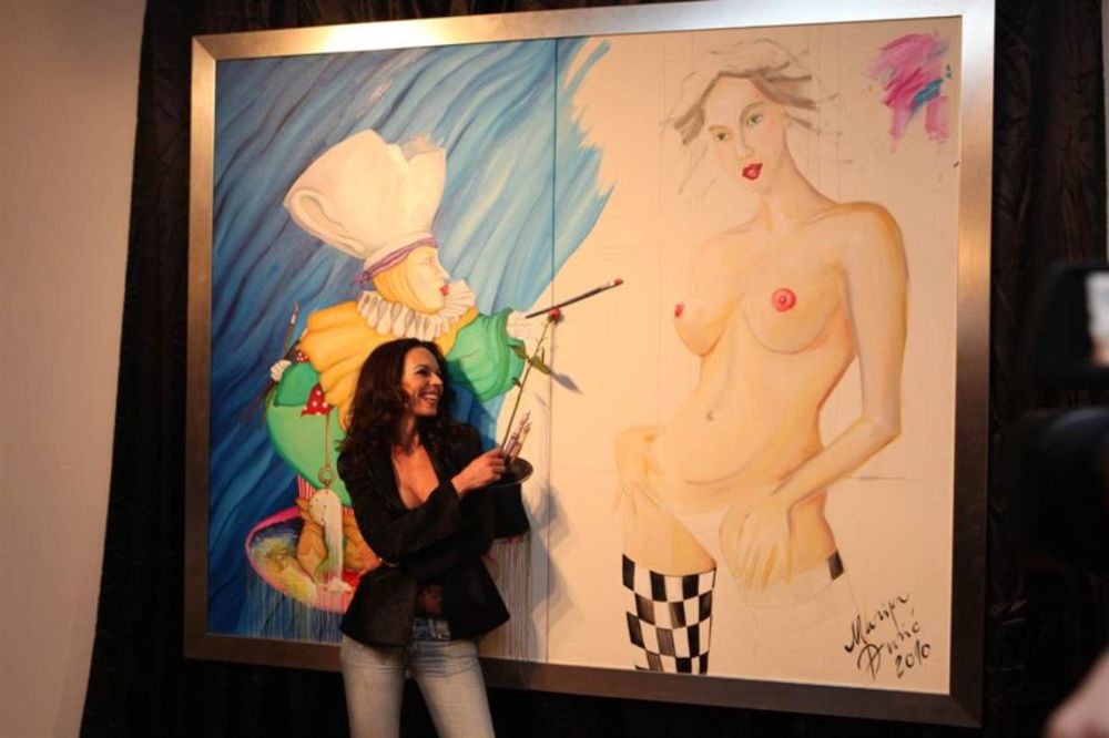 U galeriji Ozon preksinoć je otvorena izložba Marije Ðurić pod nazivom Blow up – karnevalizacija