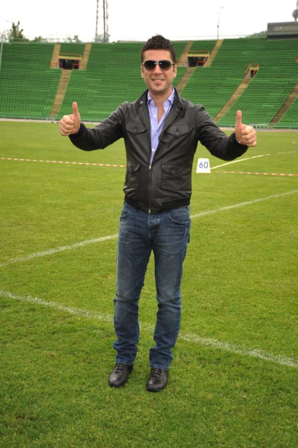 Pop pevač Željko Joksimović obišao je stadion Koševo u Sarajevu gde će 12. juna održati veliki koncert