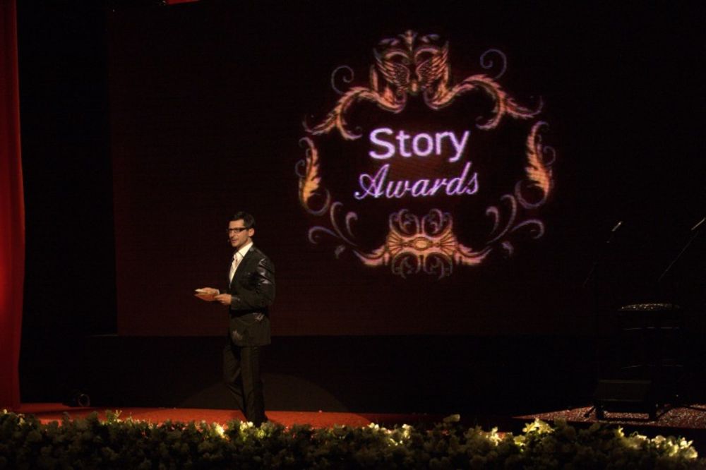 Na glamuroznoj ceremoniji dodele nagrada Story Awards, koja je održana u Pozorištu na Terazijama, priznanja su podeljena javnim ličnostima koje su osvojile najviše glasova čitalaca Story.rs portala