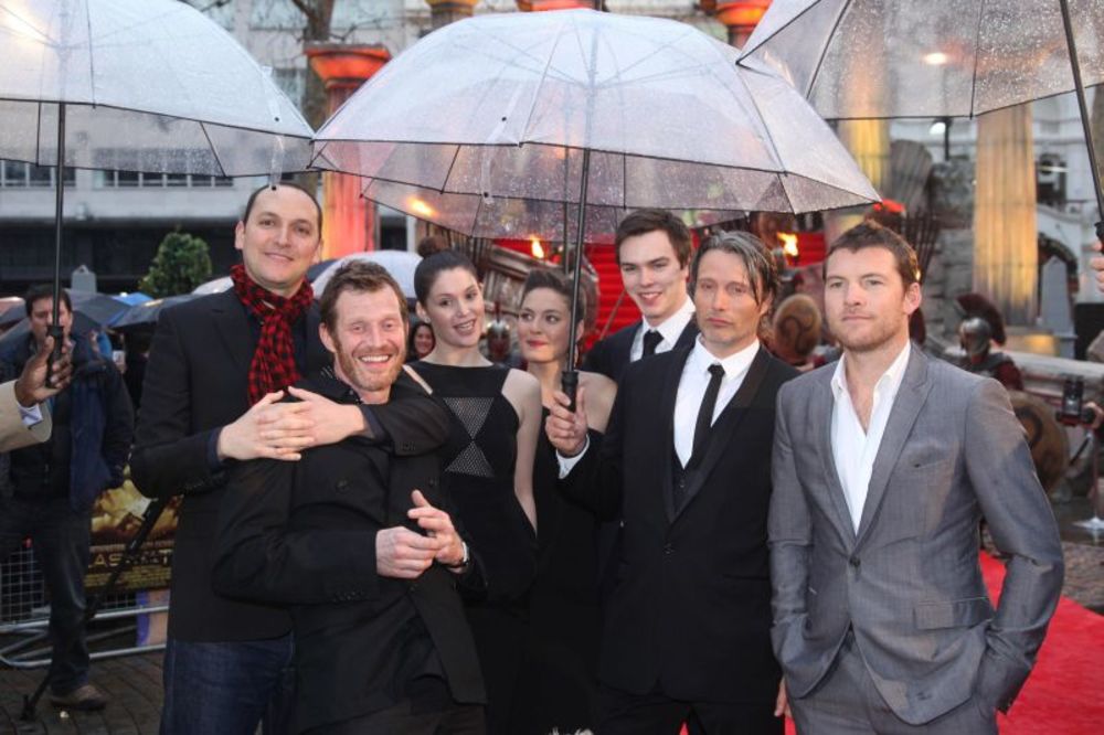 Svetska premijera filma Borba Titana održana je u ponedeljak 29. marta u Londonu, a crvenim tepihom prošetale su brojne zvezde.