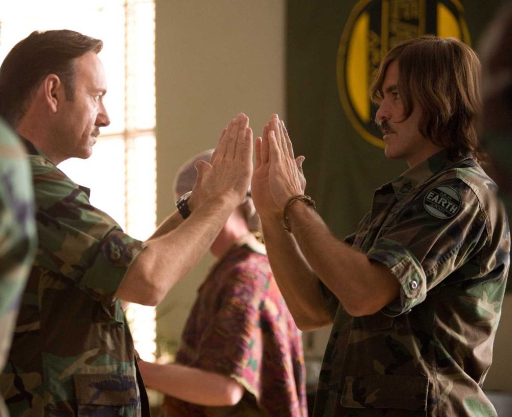 U našim bisokopima se od 11. marta prikazuje otkačena crna komedija reditelja Granta Heslova