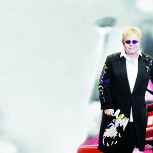 Elton Džon pomaže Eminemu da se izleči od narkomanije