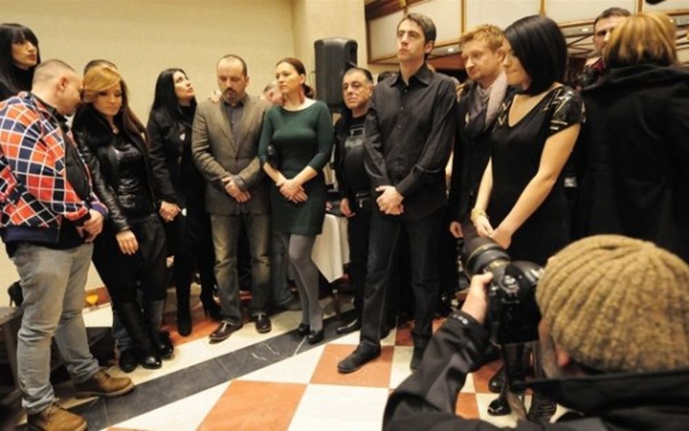 Na humanitarnom koncertu, koji je održan 24. januara u Skoplju u čast pevača Tošeta Proeskog, okupile su se brojne pevačke zvezde koje su evocirale uspomenu na velikog muzičara.