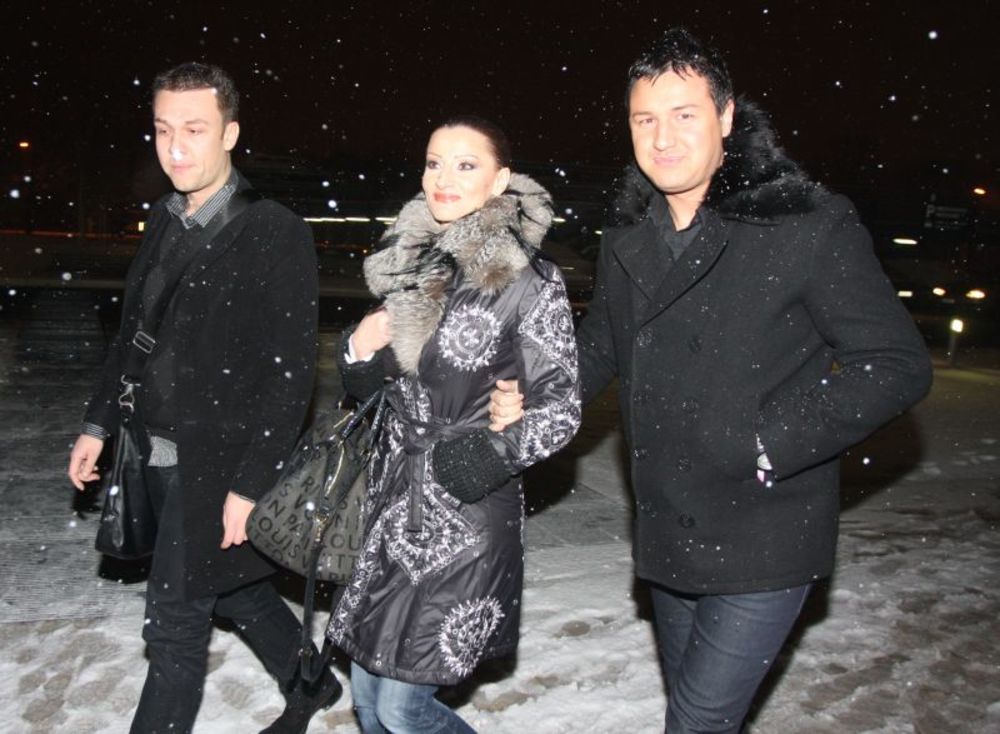Pop pevačica Marija Šerifović promovisala je novi album pod nazivom Anđeo u ponedeljak 14. decembra u Poslovnom centru Ušće