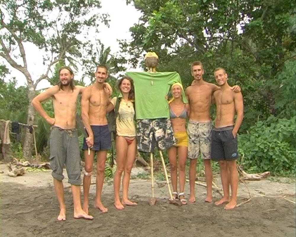 U 23. epizodi rijaliti programa Survivor, koja se emituje ne TV Fox 15. decembra u 22 časa takimičari će se boriti za kupaonicu, a uprkos kupanju, sukobi među članovima plemena će se produbiti