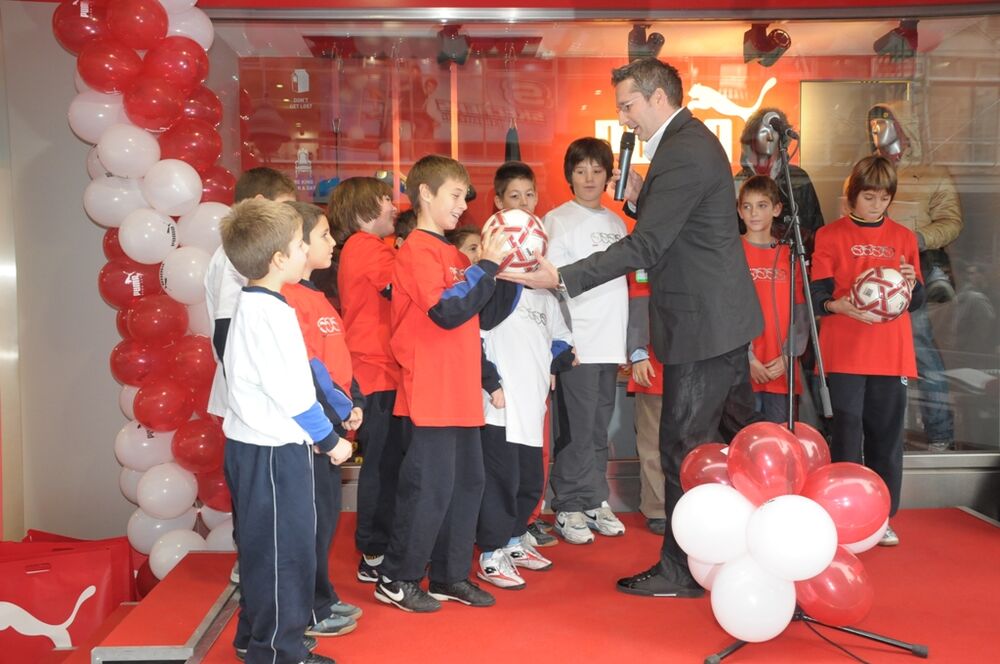U ponedeljak, devetog novembra, kompanija N sport, generalni distributer brenda Puma, svečano je otvorila treći Puma store Beogradu