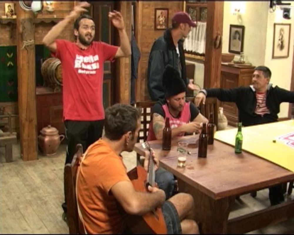 Titulu učesnice koja se najviše svađa Maji Nikolić preuzela je Marina Perazić i uletela je u žestoku svađu sa folkerkom Big mamom