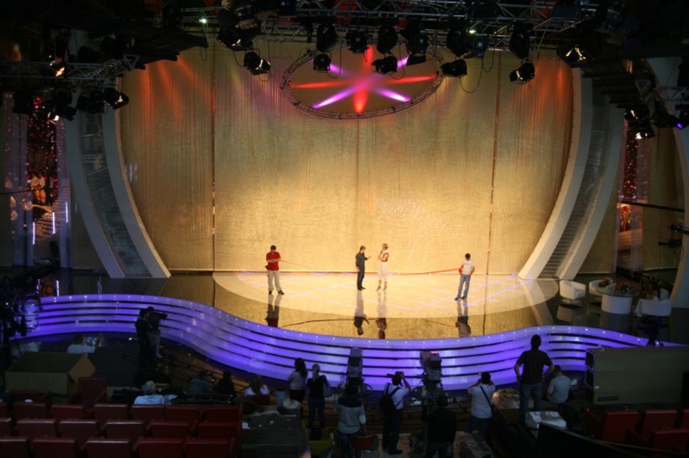 Danas je svečano otvorena nova scenografija za emisije Grand produkcije u studiju u Košutnjaku