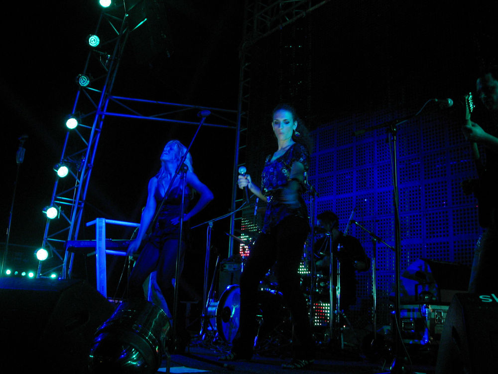 Pop pevačica Nataša Bekvalac, održala je koncert u klubu Miracle Lounge u Budvi, u sredu 26. avgusta