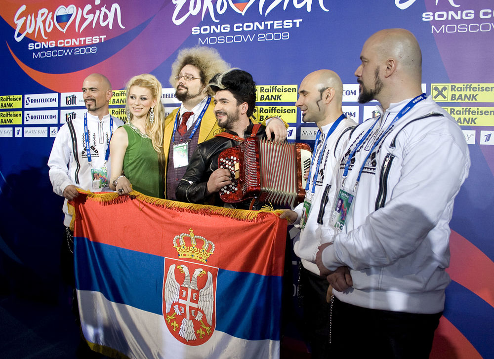 Srpski predstavnici ovogodišnjeg izbora za Pesmu Evrovizije bili su specijalni gosti Grčke i njenog predstavnika Sakisa Ruvasa. Marku Konu i Milanu Nikoliću pridružila se i Marija Šerifović, pobednica Evrosonga 2007