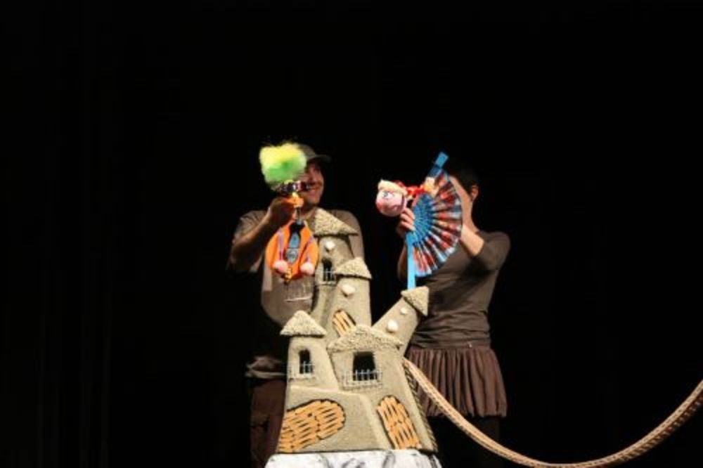 U Lutkarskom pozorištu Pinokio u Zemunu, 14. aprila biće održana premijera predstave Guliverova putovanja, dok će prva repriza biti 25. aprila u 11 časova