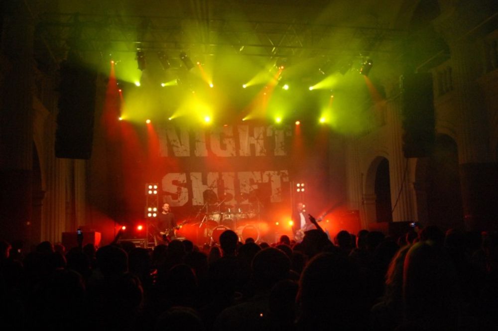 Grupa Night Shift je petog novembra održala dugo očekivani koncert u Beogradu povodom promocije albuma Bez zaklona