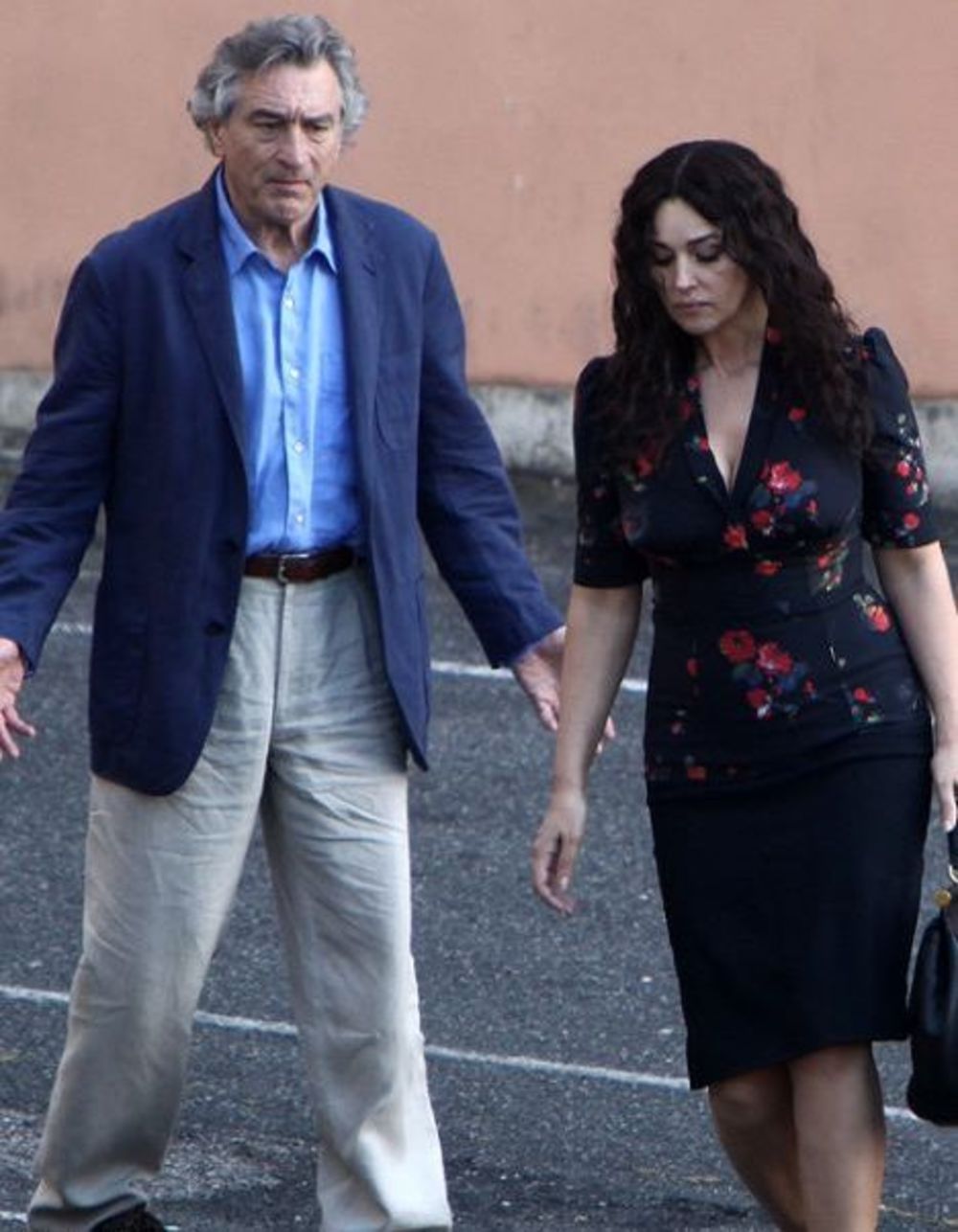 Jedna od najlepših žena sveta Monika Beluči i po mnogima najbolji američki glumac Robert de Niro nalaze se u Rimu gde snimaju treći deo filma Priručnik za ljubav