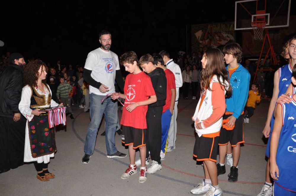 Posle 12 dana nadmetanja kraj najstarije srpske svetkovine Crkve svetih apostola Petra i Pavla u Rasu, završeno je drugo izdanje basket turnira Tri na Tri.