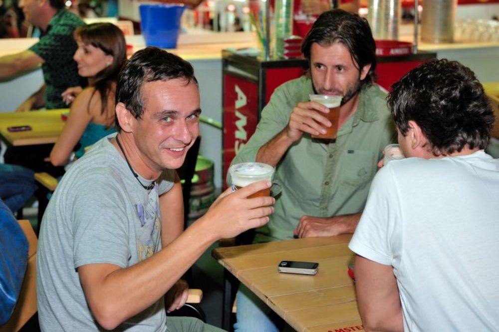 Titula najlepšeg štanda ovogodišnjeg Belgrade Beer Festa i zvanično je pripala Ujedinjenim srpskim pivarama, koja se na festivalu predstavila brendovima Heineken, Efes, Amstel i Pils Plus.