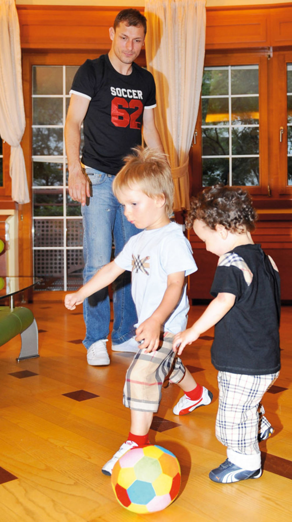 Milan Lane Jovanović i sinovima Lazarom i Dušanom