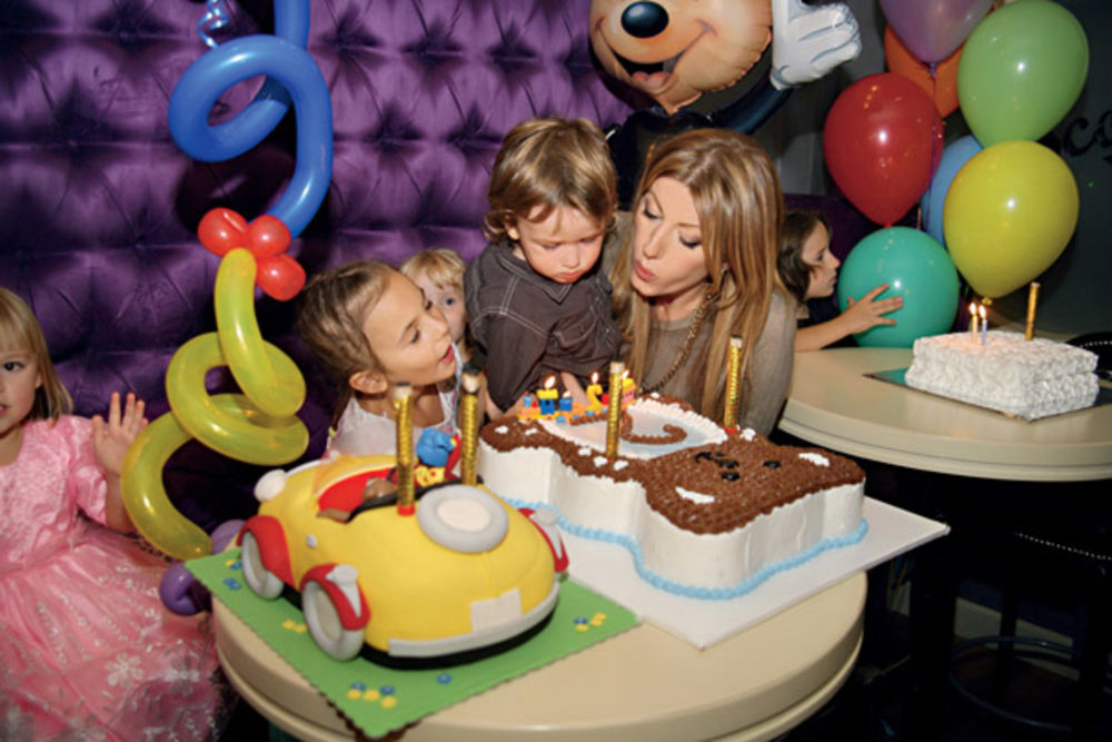 Violeta-Viki Miljković i njen suprug Dragan Tašković Taške na proslavi rođendana njihovog sina Andreja