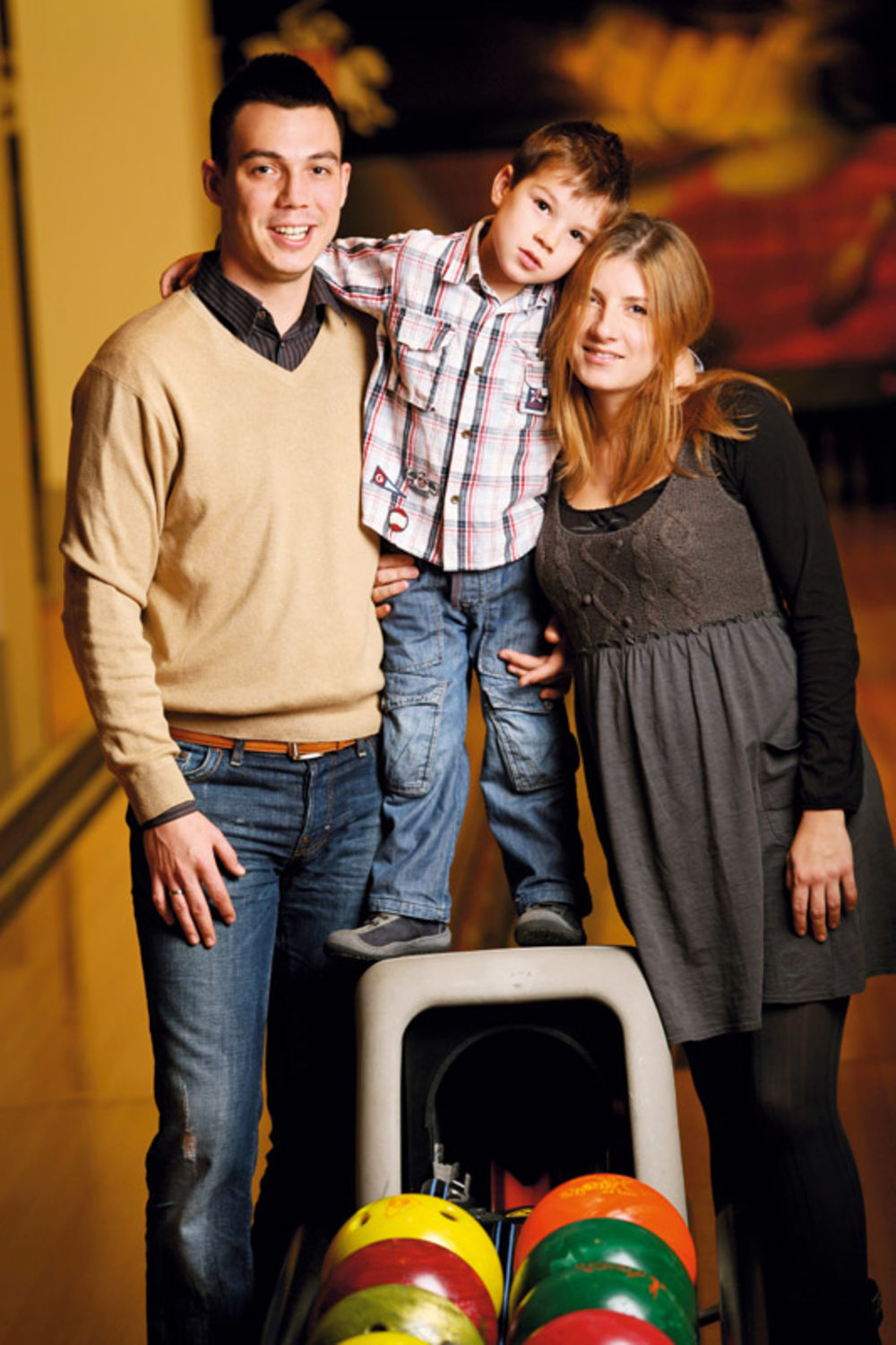 Pogledajte drugi deo serijala ekskluzivnih fotografija poznatih ličnosti koje su fotografi Story tima zabeležili u intimnim porodičnim trenucima sa njihovim naslednicima