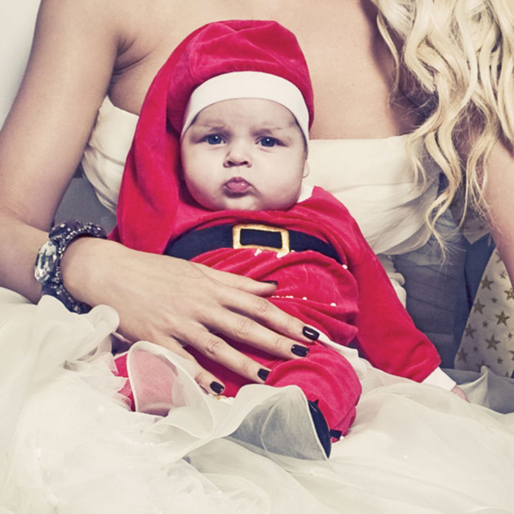 Jelena Karleuša Tošić sa ćerkicom Nikom