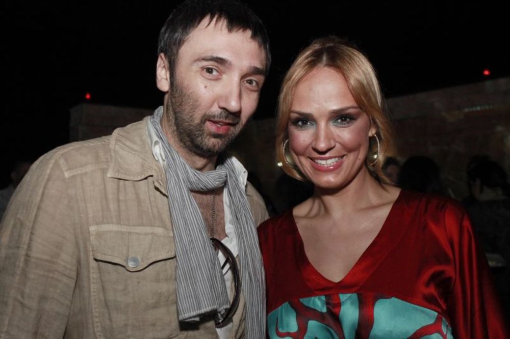 Marijana Mateus predstavila je 7. juna u Novom Sadu svoju novu knjigu Amouage i svoju najnoviju kolekciju za leto 2010.