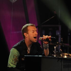 Veče sa Džulsom Holandom: Coldplay i The Hold Stady