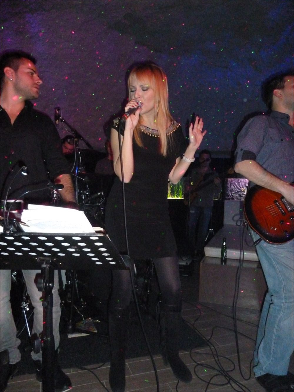 Pogledajte fotografije sa nastupa pevačice Ivane Selakov u elitnom prestoničkom klubu Molokini