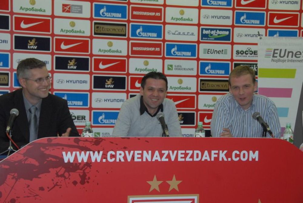 U Medija centru stadiona Crvena zvezda održana je konferencija za medije kojom je najavljen početak saradnje FK Crvena zvezda i lidera na polju Internet komunikacija, kompanije EUnet