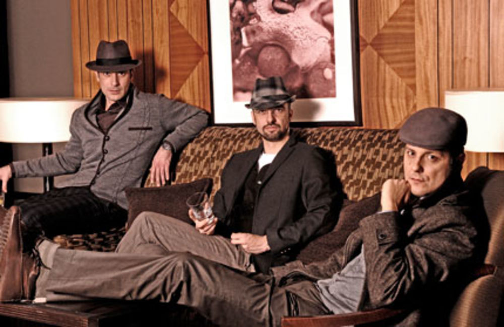 voditelji Dnevnika Slavko Beleslin, Goran Dimitrijević, Vladimir Jelić