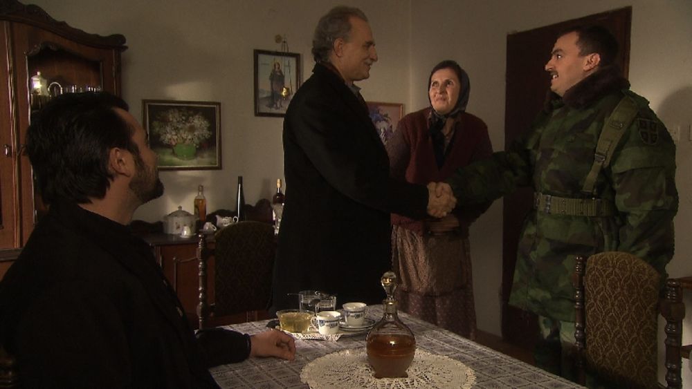 Na RTS 1, u subotu 8. januara od 20.05 emituje se 77. epizoda serije Selo gori a baba se češlja pod nazivom Razlaz