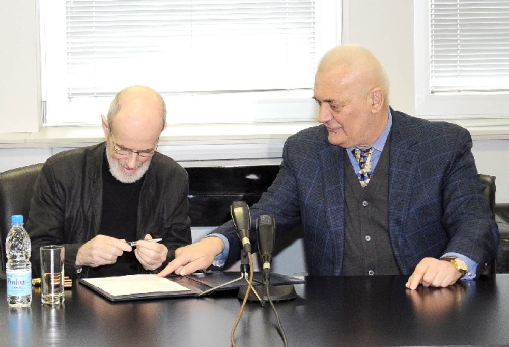 Autor legendarnih emisija za decu Neven, Poletarac, Metla bez drške, Nedeljni zabavnik Timoti Džon Bajford ponovo će učestvovati u kreiranju dečijeg i školskog programa RTS-a, jer je postao savetnik urednika Redakcije dečijeg i školskog programa RTS-a