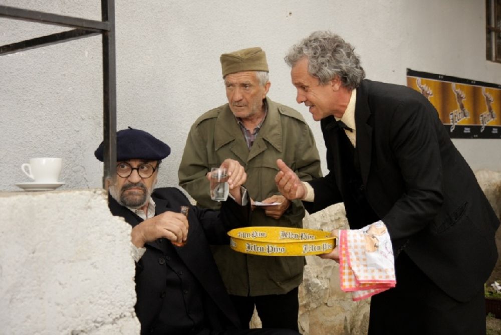 Selo Gori A Baba Se Ceslja 71