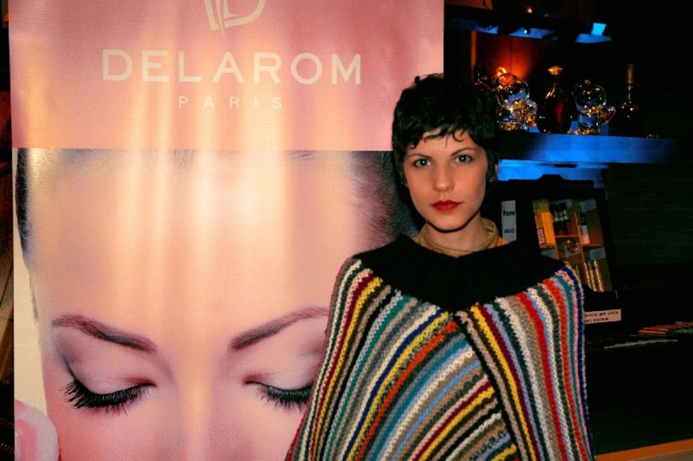 U hotelu Chrystal u Beogradu svečano je predstavljen novi kozmetički brend na našem tržištu Delarom, a promociju je vodila šarmantna voditeljka Ivon Jafali