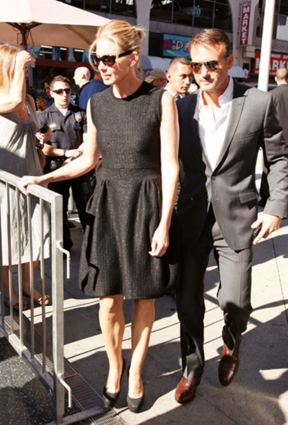 Kantri pevačica Fejt Hil za svoja retka pojavljivanja u javnosti bira skupocene, ali svedene kreacije koje odaju njenu prefinjenost i damski stil