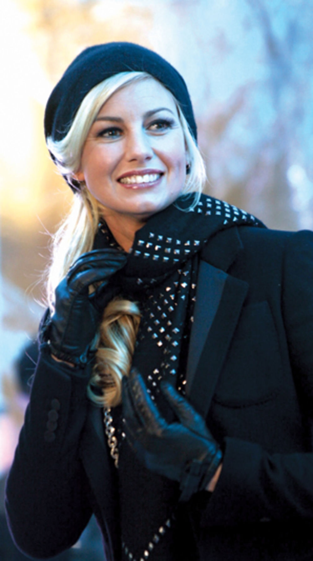 Kantri pevačica Fejt Hil za svoja retka pojavljivanja u javnosti bira skupocene, ali svedene kreacije koje odaju njenu prefinjenost i damski stil