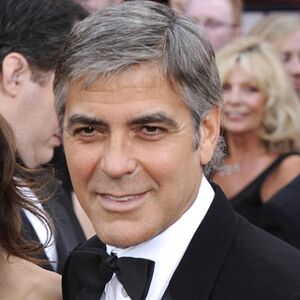 Džordž Kluni i Elizabeta Kanalis planiraju venčanje