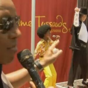 Majkl Džekson dobio još tri figure od voska (VIDEO)