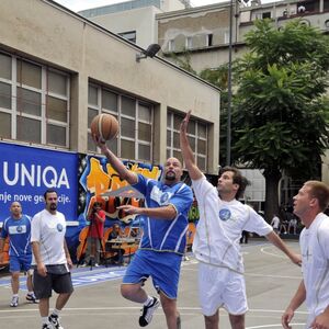 Poznati na humanitarnom basket turniru