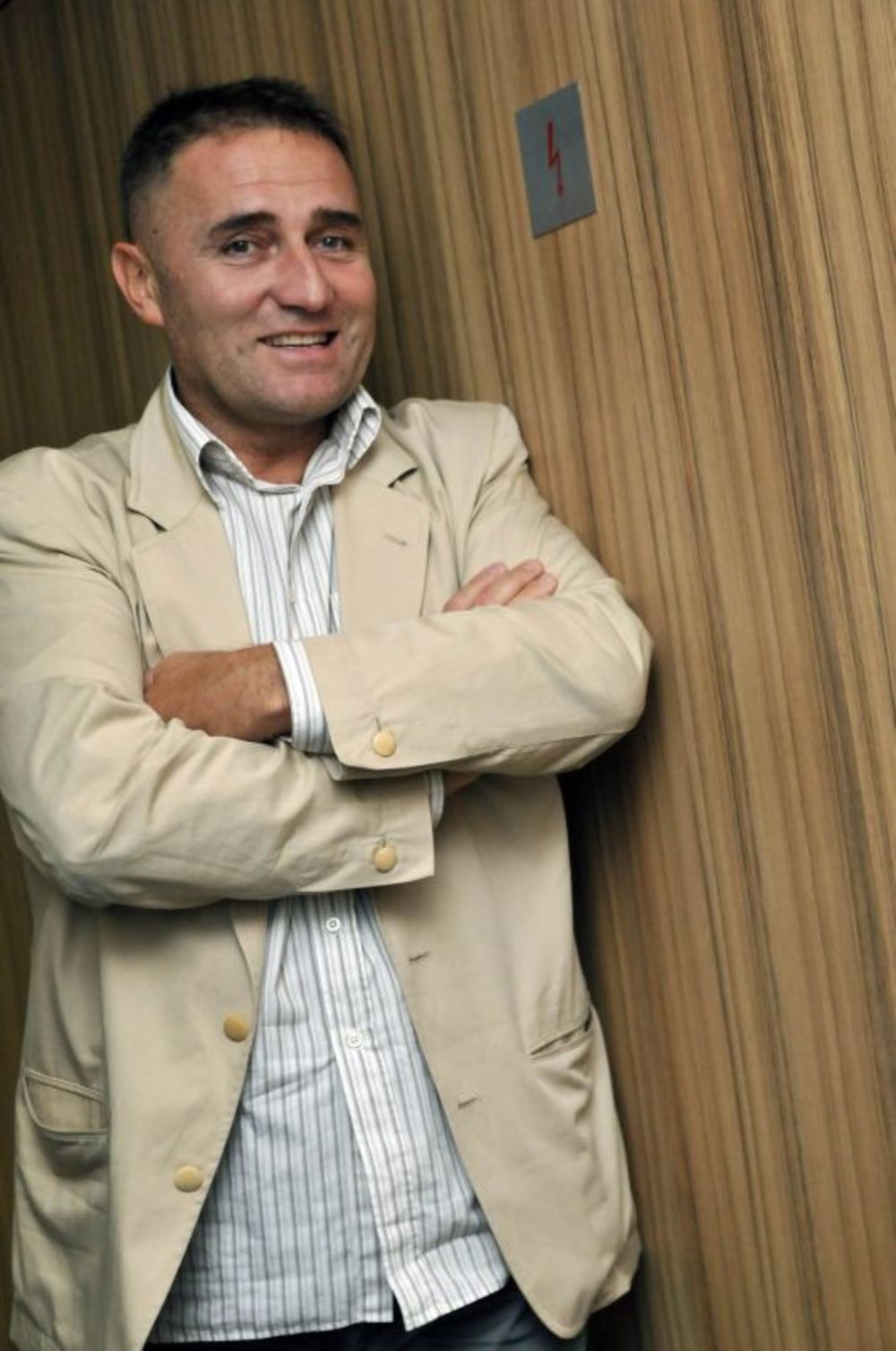 U restoranu Valcer sinoć je održana večera povodom Pal Zileri jubileja, petnaest godina postojanja u Srbiji, a među poznatim zvanicama bili su Džej, Vanja Bulić, Oliver Njego, Cune Gojković, Srđan Predojević, Merima Njegomir, Ekstra Nena, Slađana Delibašić, Mi