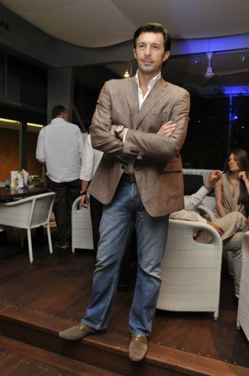 U restoranu Valcer sinoć je održana večera povodom Pal Zileri jubileja, petnaest godina postojanja u Srbiji, a među poznatim zvanicama bili su Džej, Vanja Bulić, Oliver Njego, Cune Gojković, Srđan Predojević, Merima Njegomir, Ekstra Nena, Slađana Delibašić, Mi