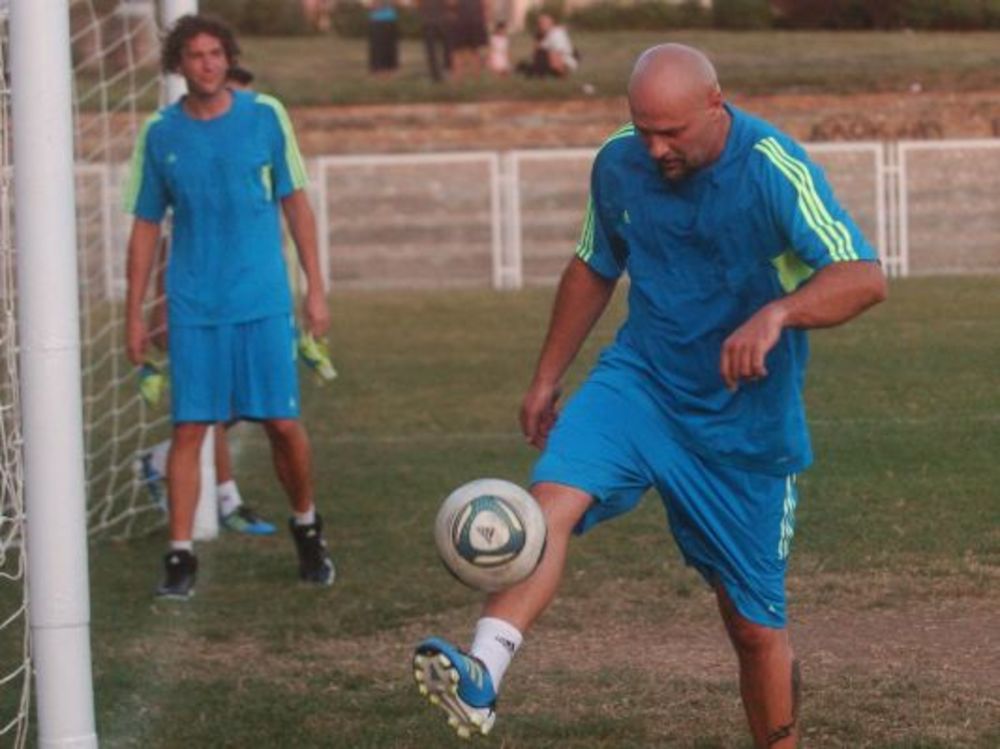 Poznati adidas predatori Gru, Željko Vasić, Ajs Nigrutin, Nenad Okanović, Marko Živić, Nebojša Višković, Dejan Pantelić, Nikola Milivojević, Marko Đurovski, Marko Avramović i Luka Tešanović borili su se za golove sa najboljima iz adidas predator lige.