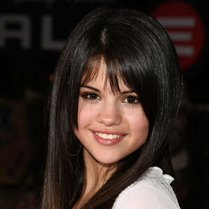 Selena Gomez domaćin 2011 MTV EMA
